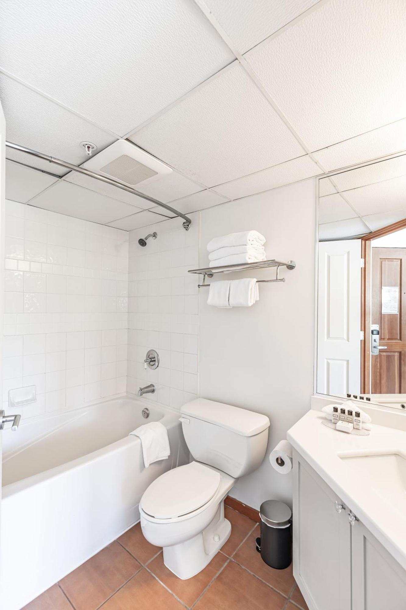 Cascade Lodge Premium Suite, With Pool & Hot Tub Whistler Esterno foto